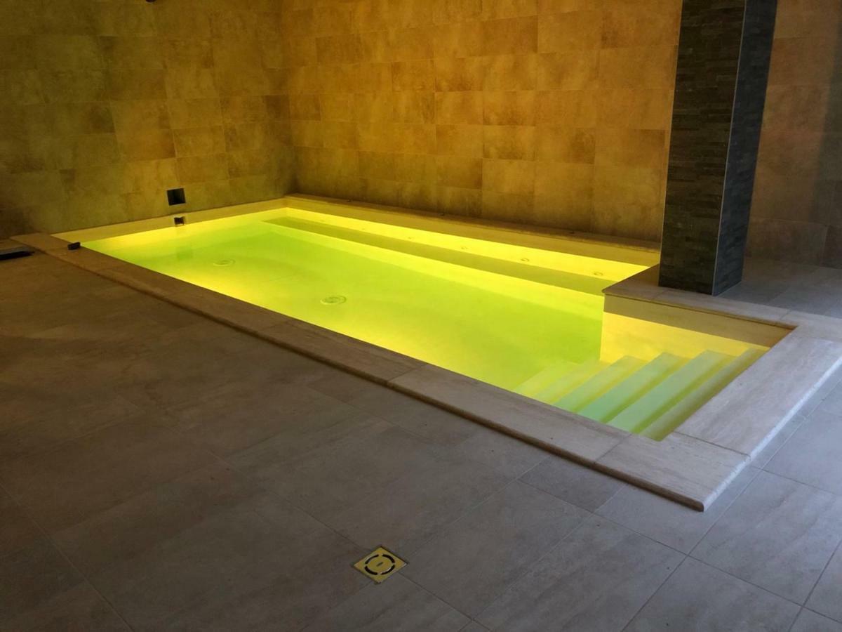 Nice Wellness Apartman Siofok Bagian luar foto