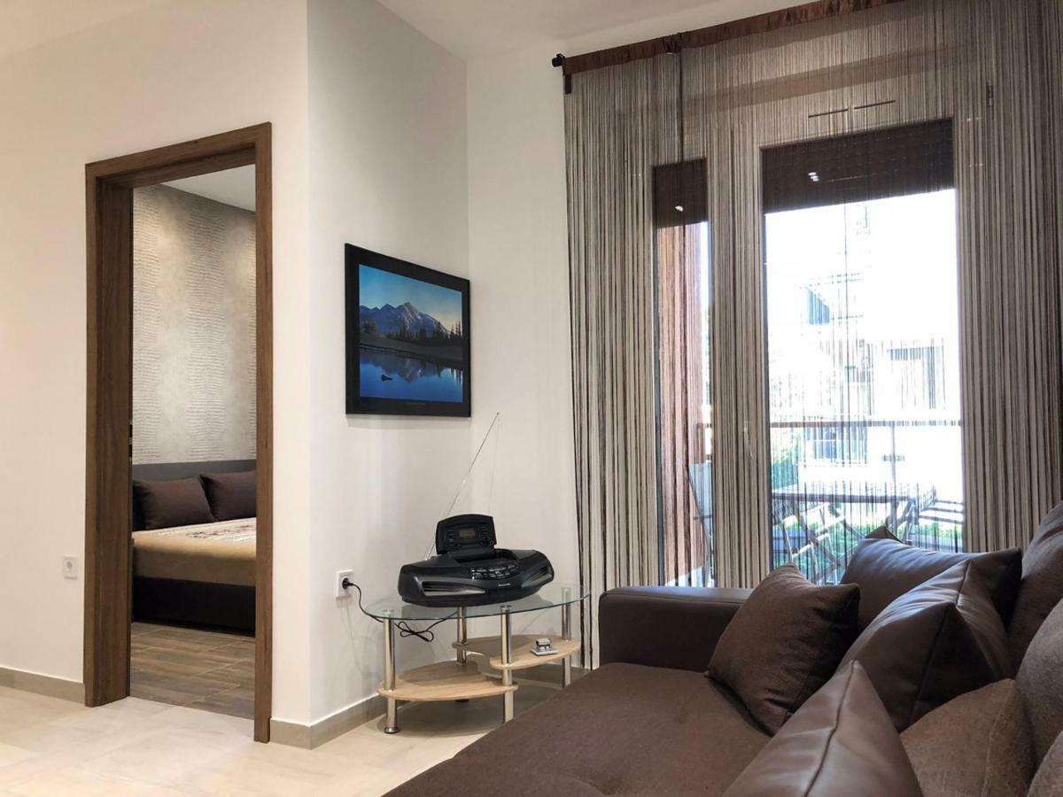 Nice Wellness Apartman Siofok Bagian luar foto