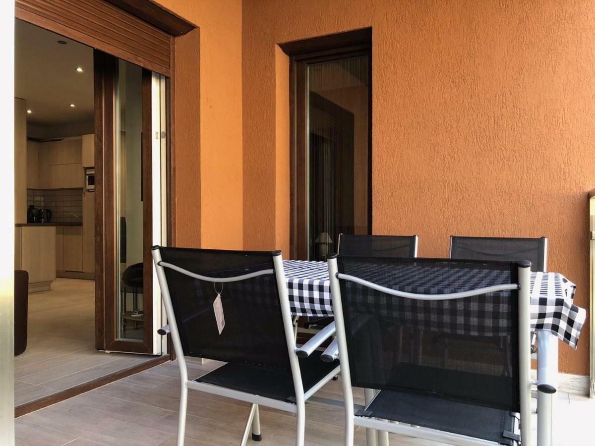 Nice Wellness Apartman Siofok Bagian luar foto